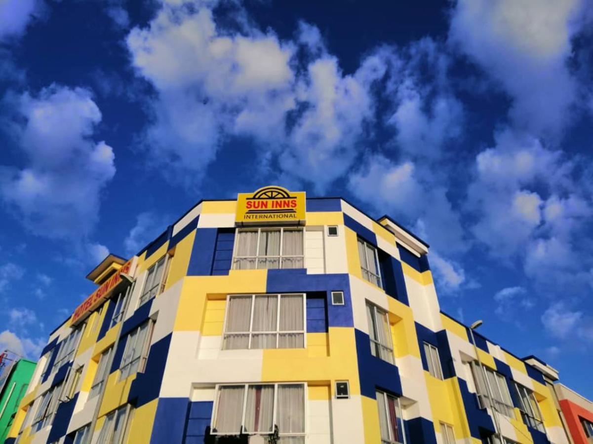 Sun Inns Hotel Meru Raya Chemor Exteriér fotografie